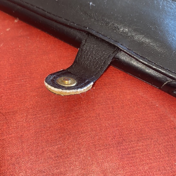 Sena Isa Crossbody Snap On Leather Case for iPhone 6 Plus - Picture 5 of 9